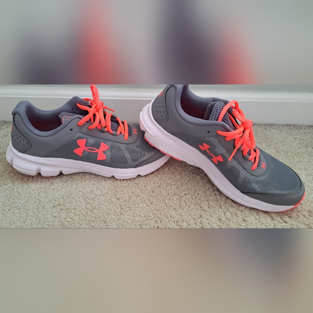 Womens under Armour shoes
